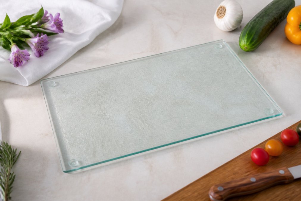 Custom Glass Cutting Boards for Weddings: 2026 Guide